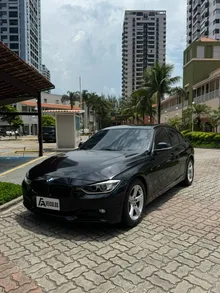 BMW 320i miniatura 1