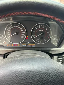 BMW 320i miniatura 9